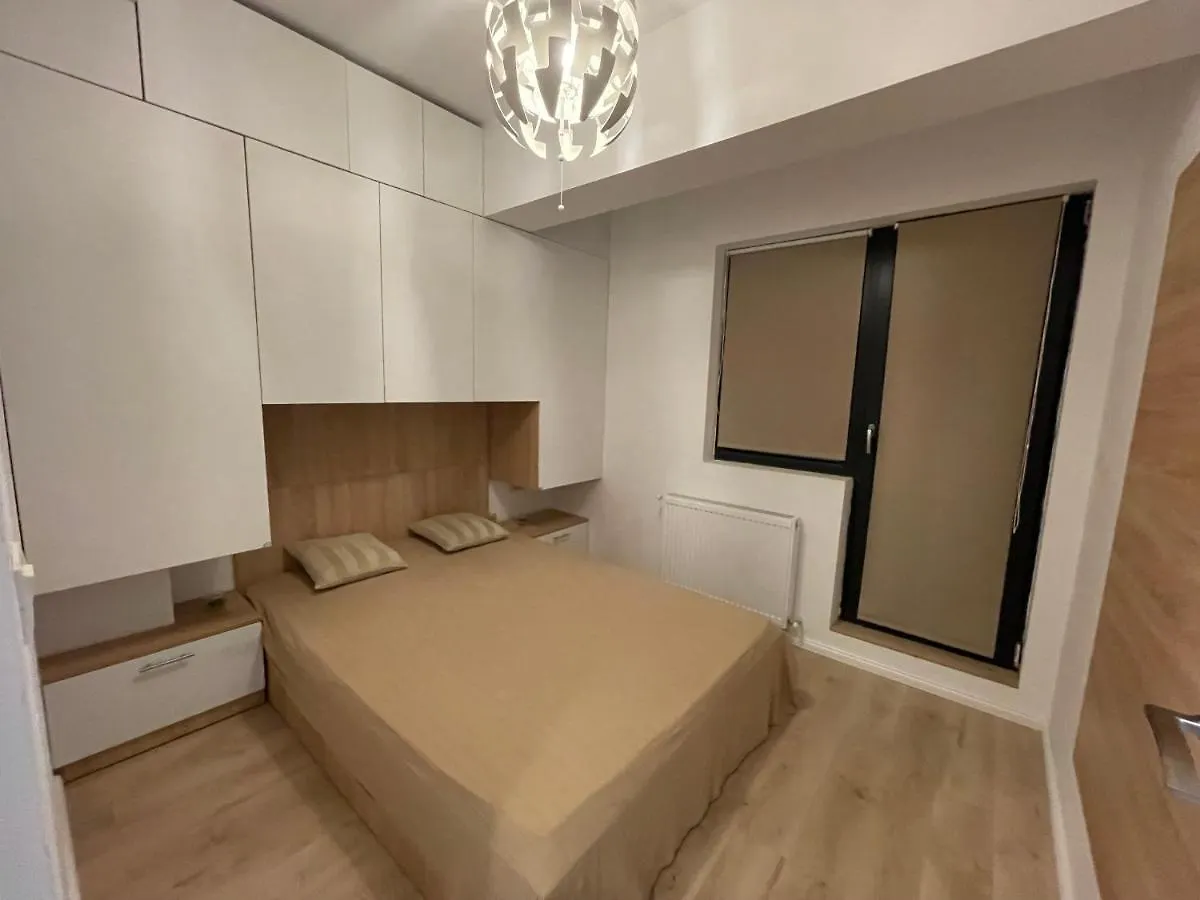 Riverside Luxury Apartment Near President Palace 부쿠레슈티